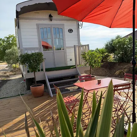 Vakantiehuis Roulotte De Charme Valentina Beaune (Cote d'Or)